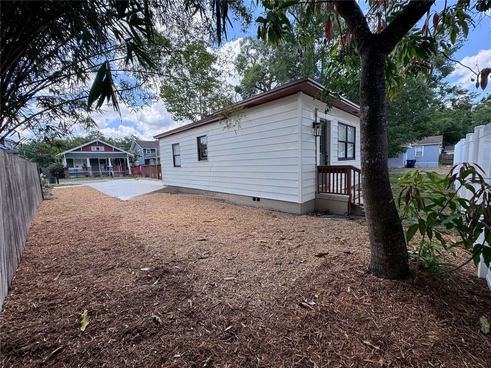 4202 N SEMINOLE AVE, TAMPA, FL, 33603