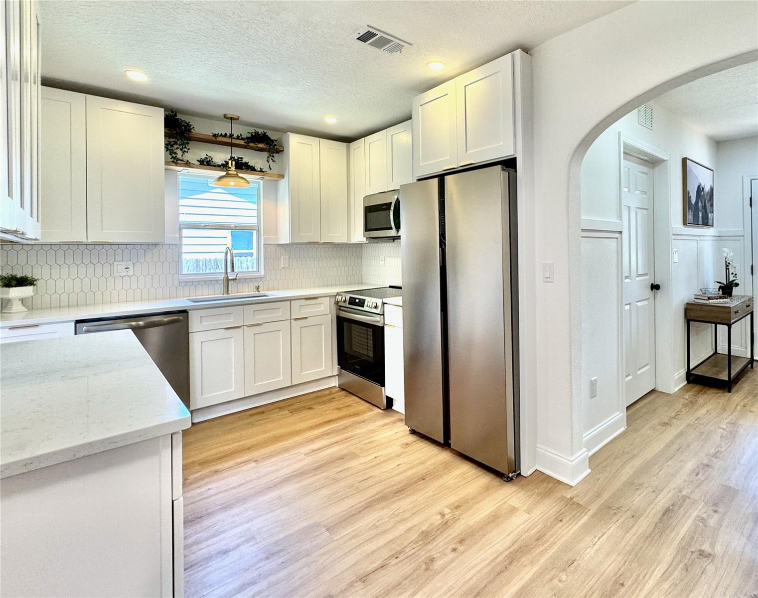 4202 N SEMINOLE AVE, TAMPA, FL, 33603
