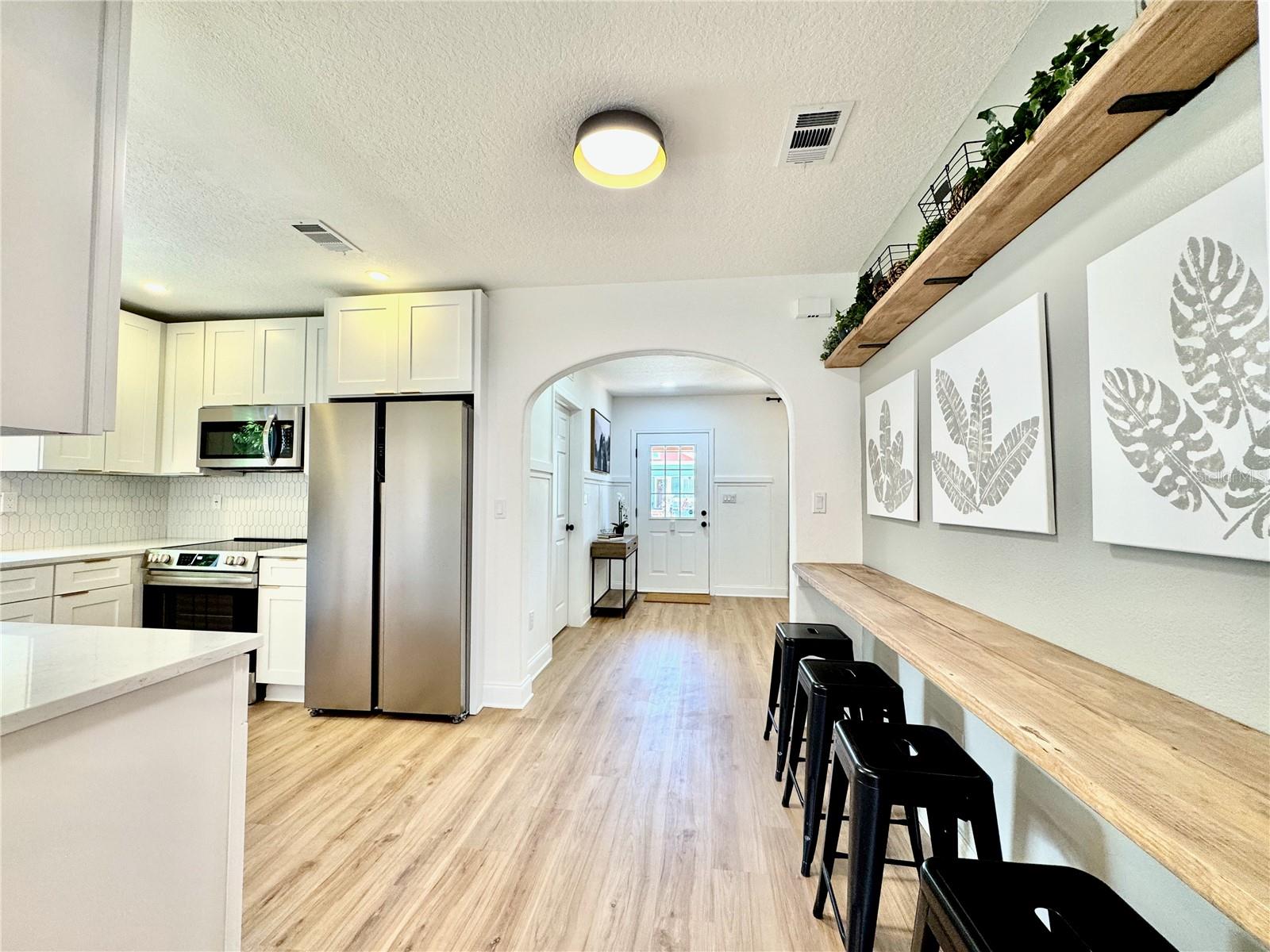 4202 N SEMINOLE AVE, TAMPA, FL, 33603