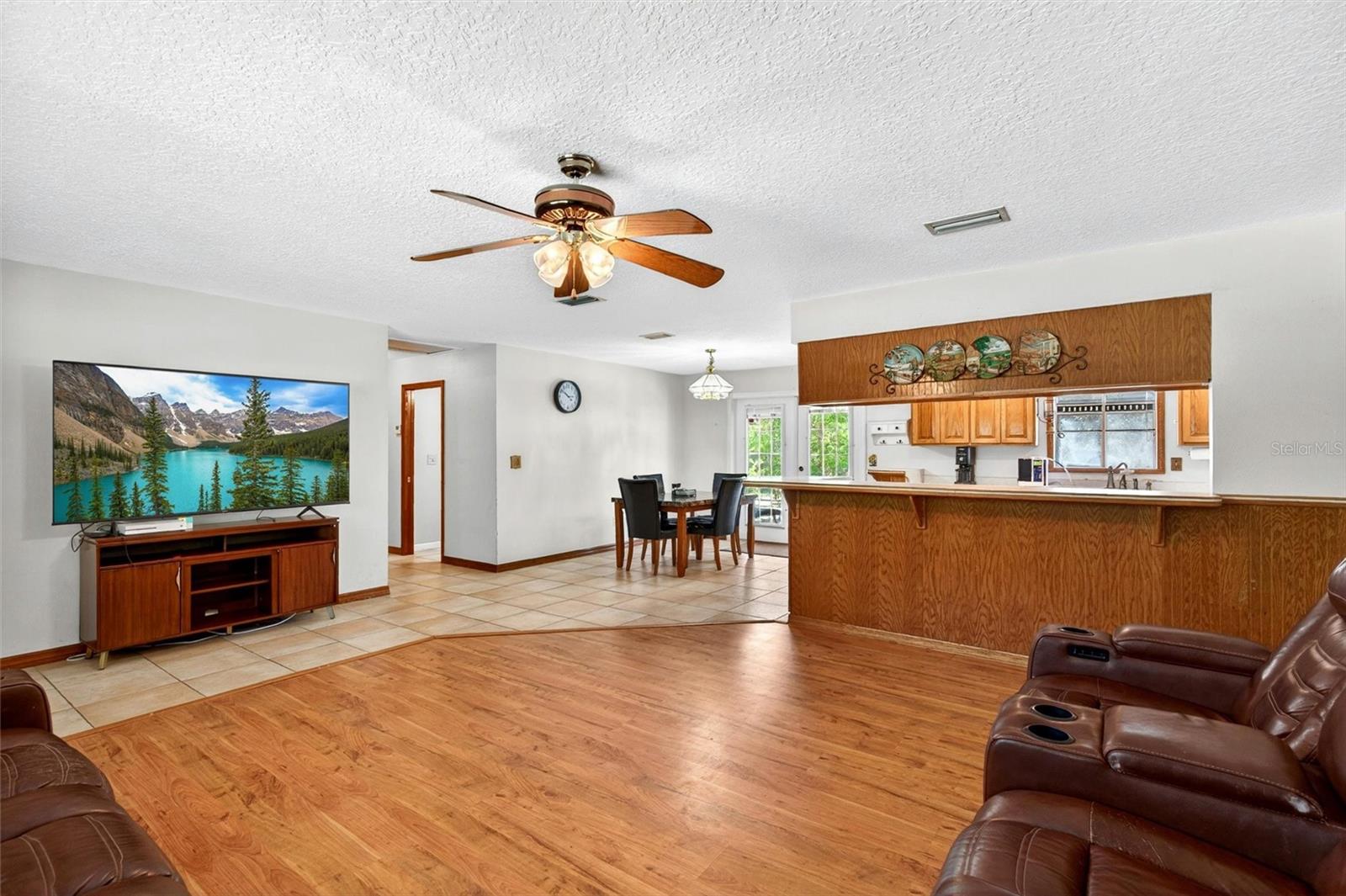5390 EAST AVE, DE LEON SPRINGS, FL, 32130