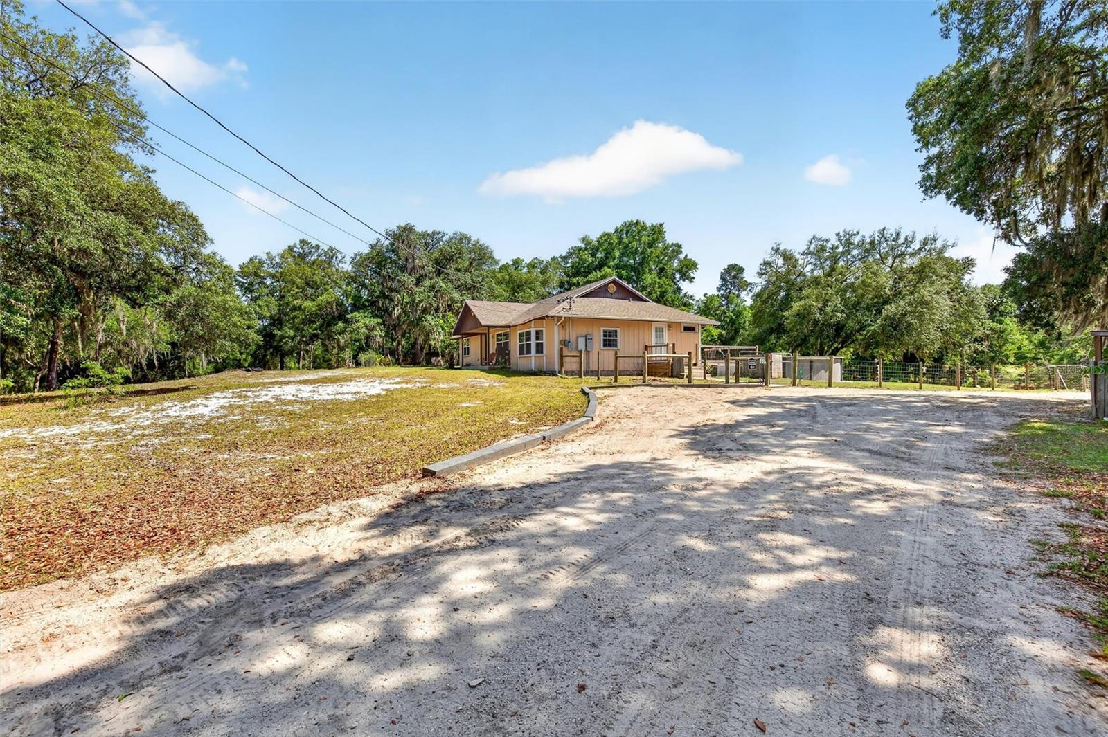 5390 EAST AVE, DE LEON SPRINGS, FL, 32130