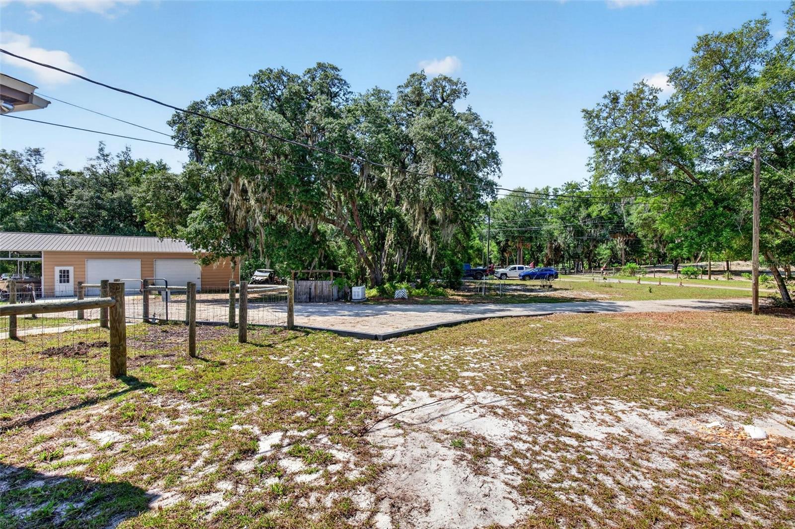 5390 EAST AVE, DE LEON SPRINGS, FL, 32130