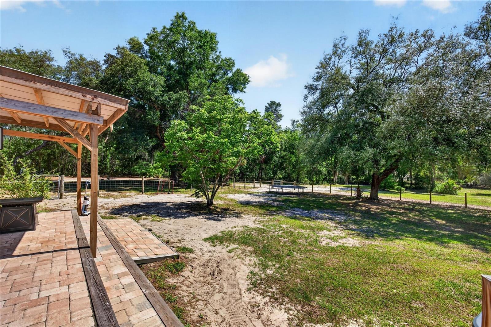 5390 EAST AVE, DE LEON SPRINGS, FL, 32130