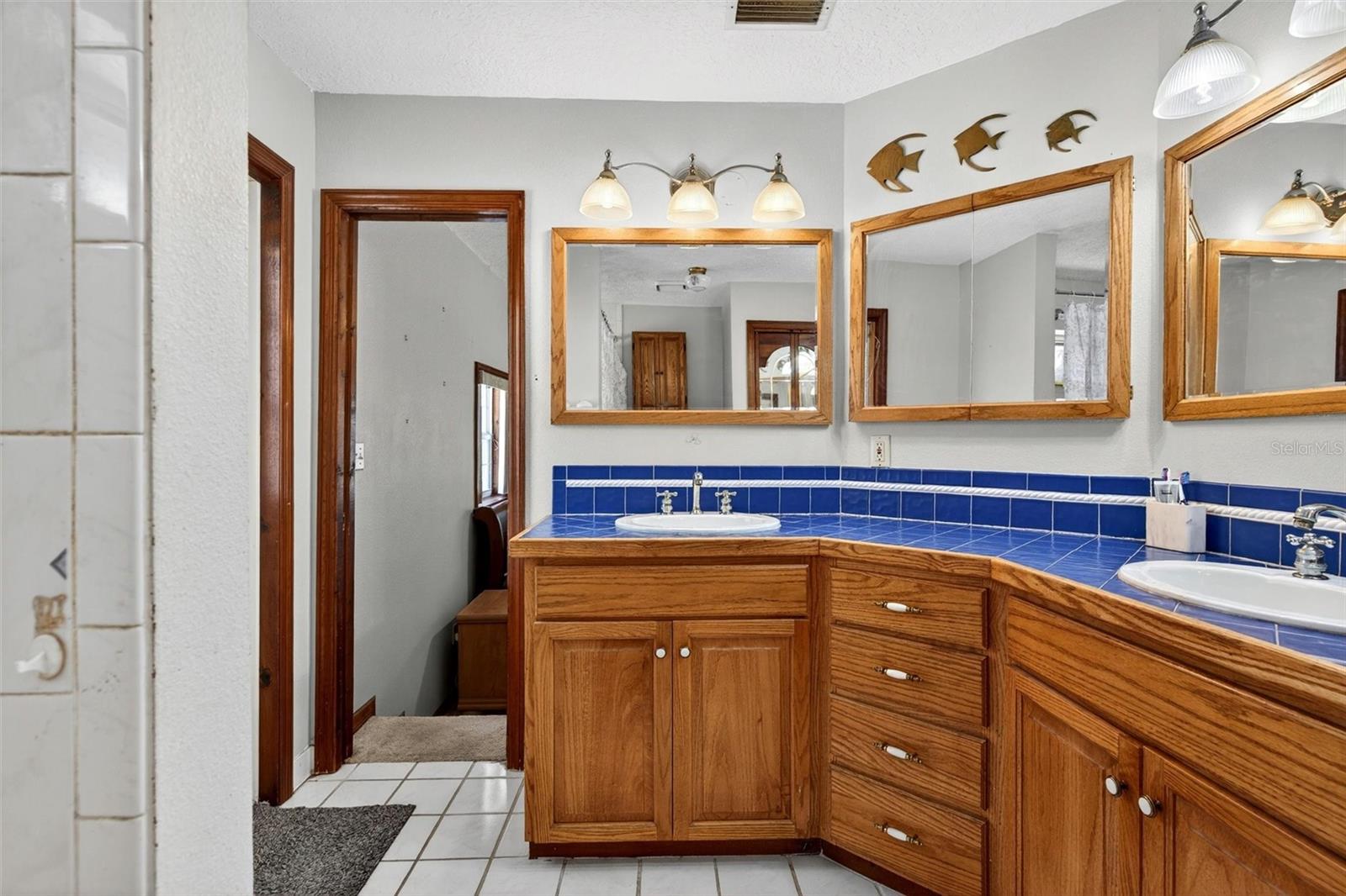 5390 EAST AVE, DE LEON SPRINGS, FL, 32130
