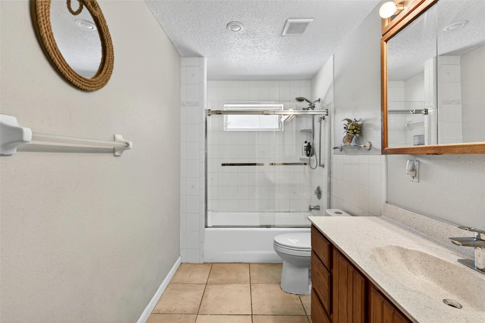 5390 EAST AVE, DE LEON SPRINGS, FL, 32130