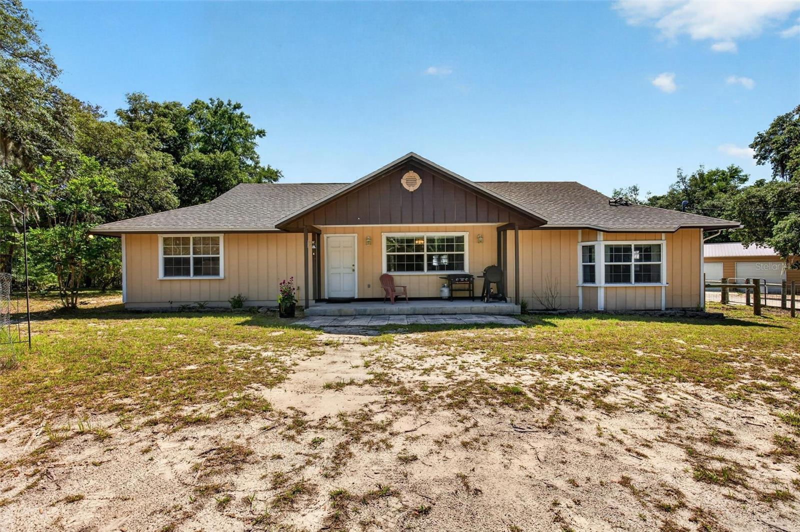 5390 EAST AVE, DE LEON SPRINGS, FL, 32130