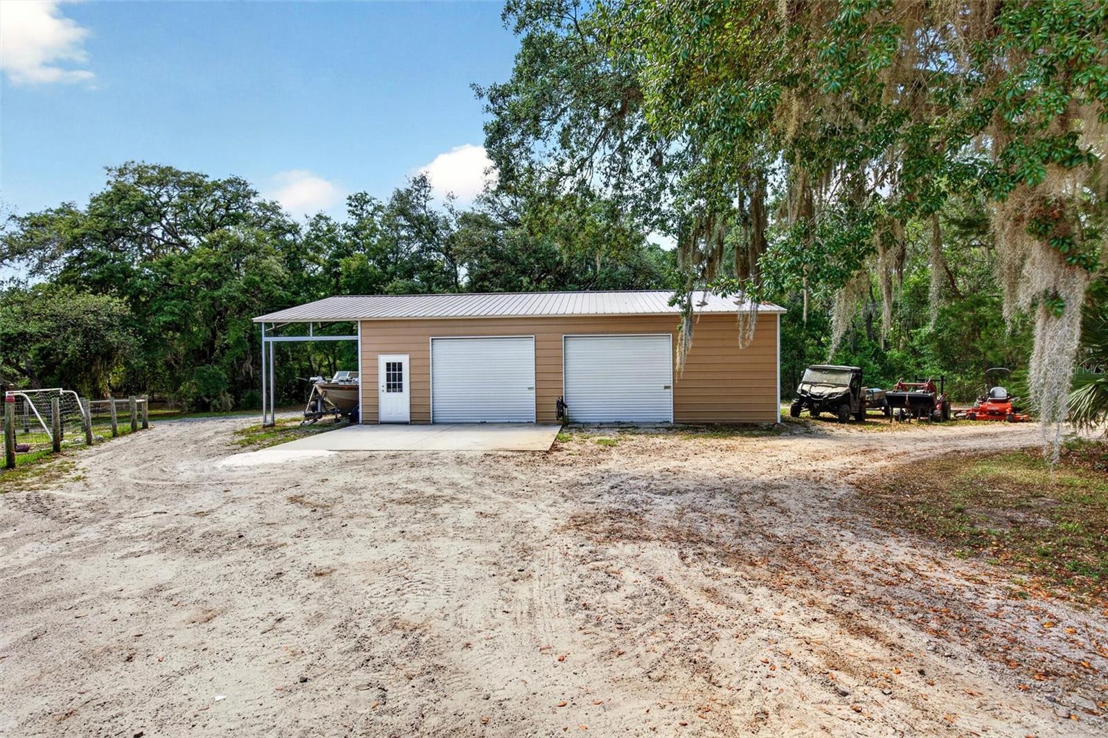 5390 EAST AVE, DE LEON SPRINGS, FL, 32130