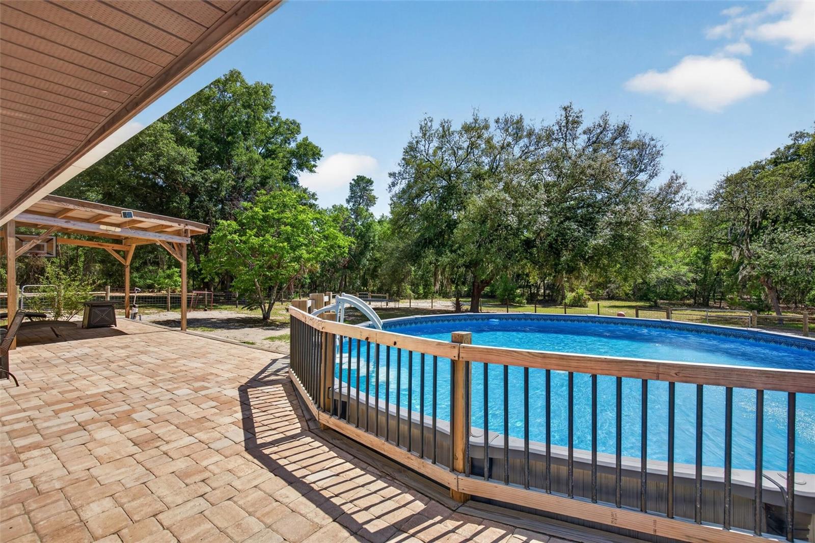 5390 EAST AVE, DE LEON SPRINGS, FL, 32130