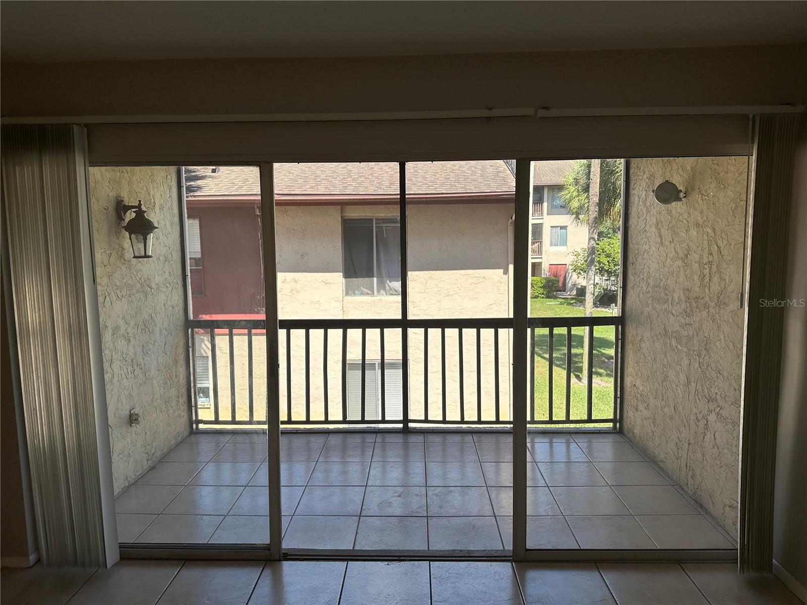 8602 CHAMPLAIN CT #88, TAMPA, FL, 33614