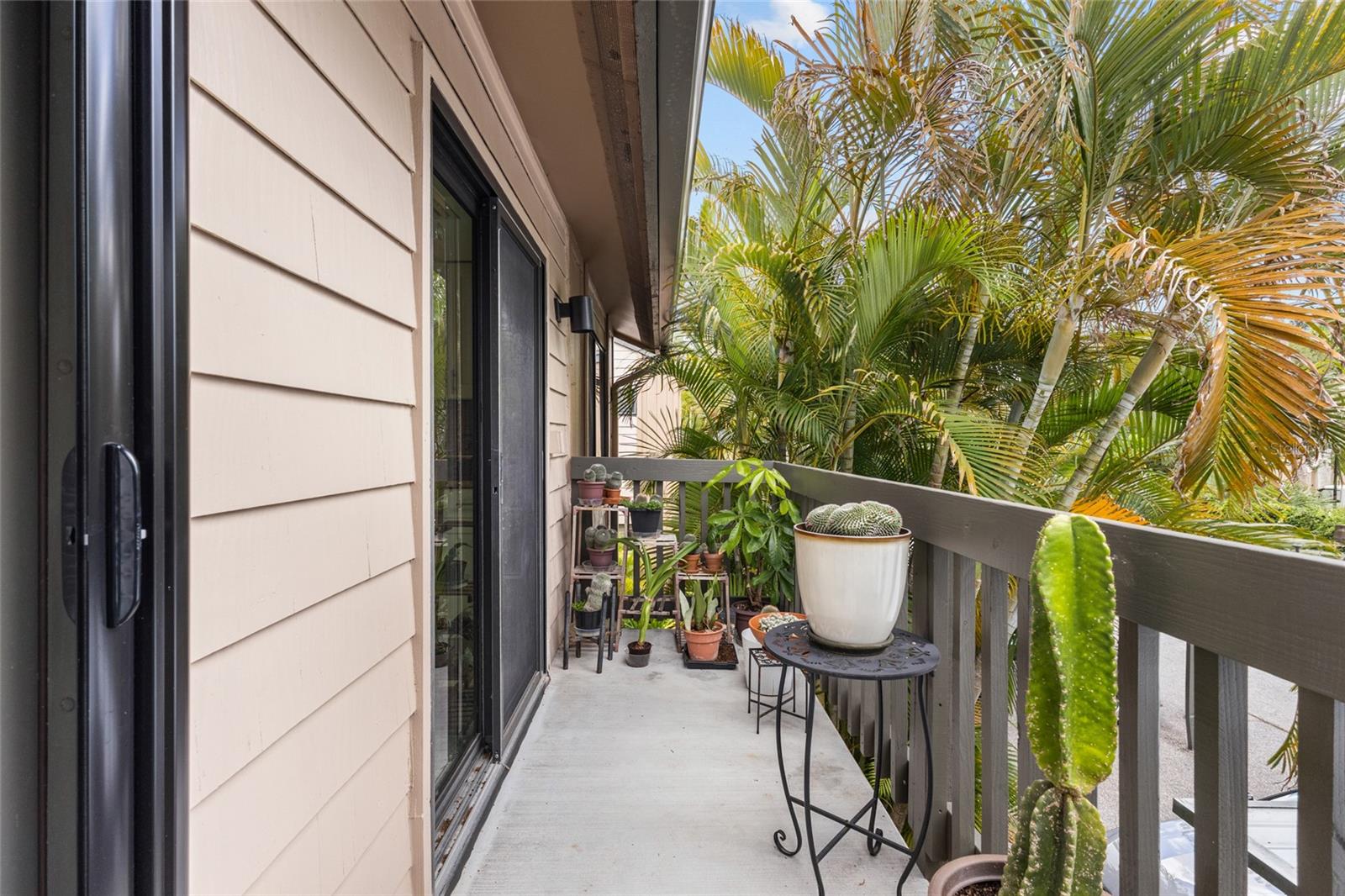 1702 GLENHOUSE DR #410, SARASOTA, FL, 34231
