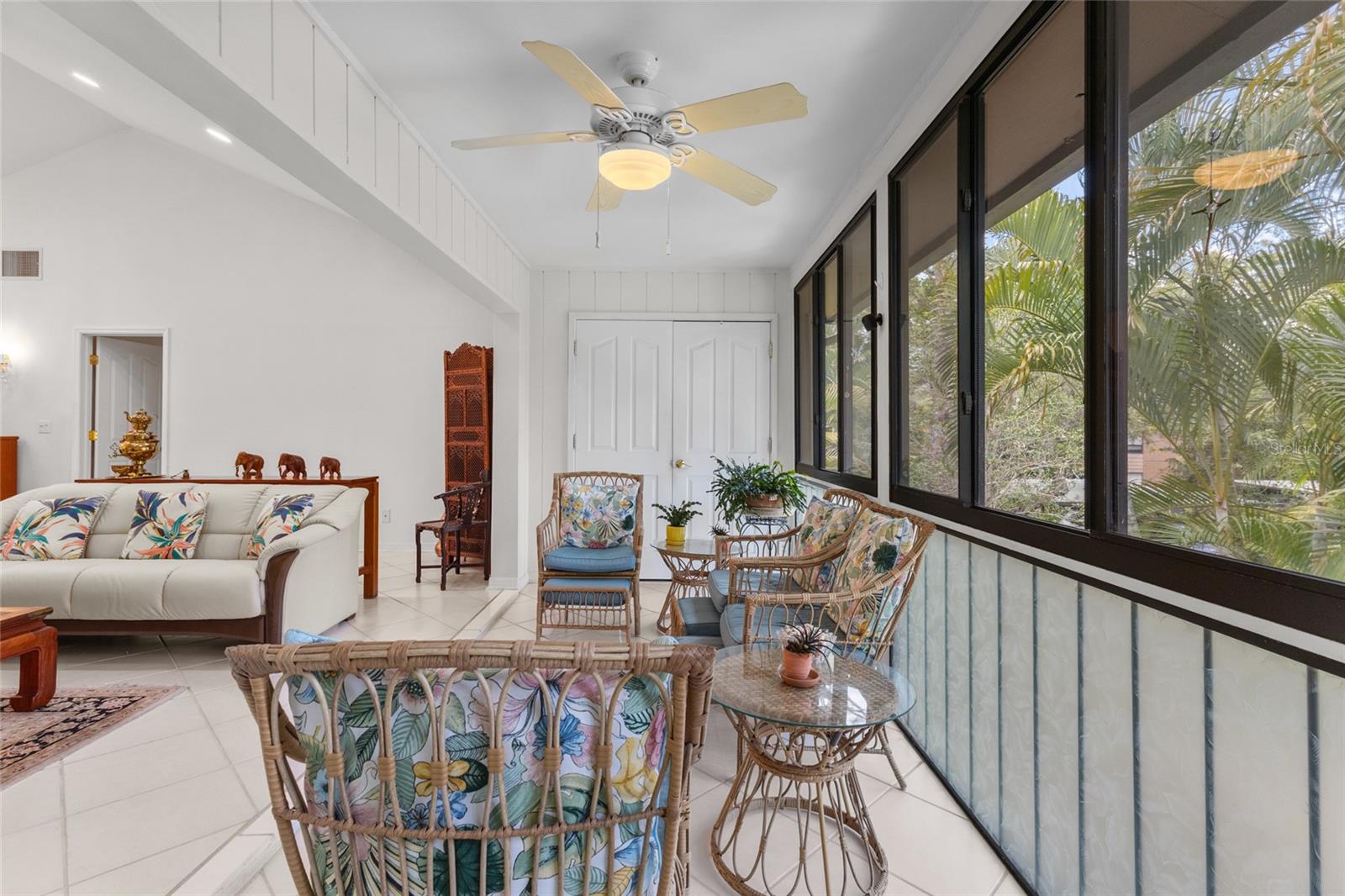 1702 GLENHOUSE DR #410, SARASOTA, FL, 34231