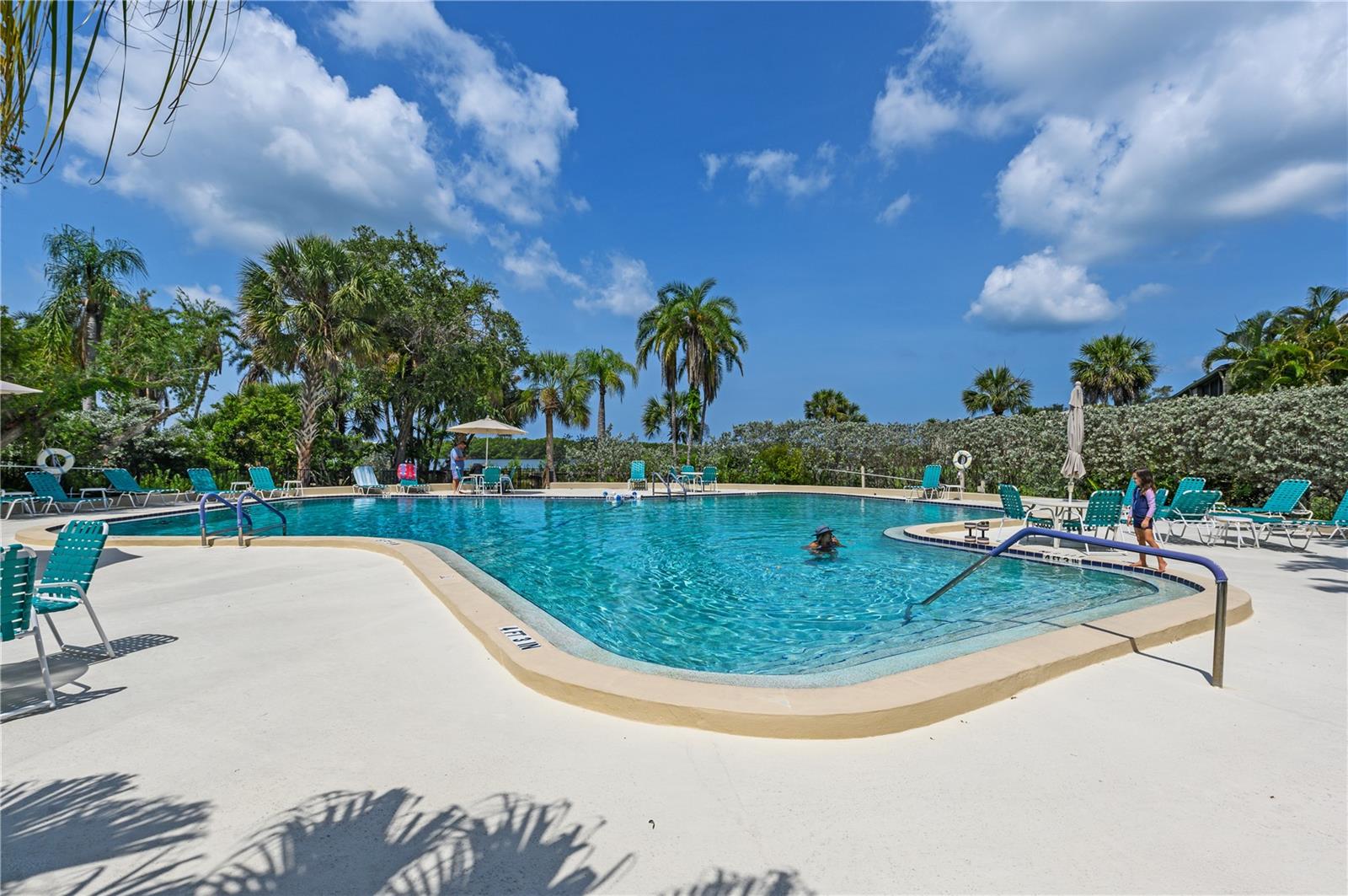 1702 GLENHOUSE DR #410, SARASOTA, FL, 34231