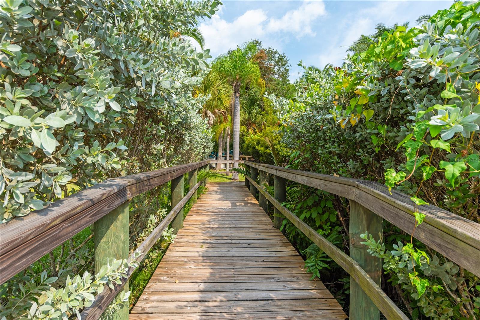 1702 GLENHOUSE DR #410, SARASOTA, FL, 34231
