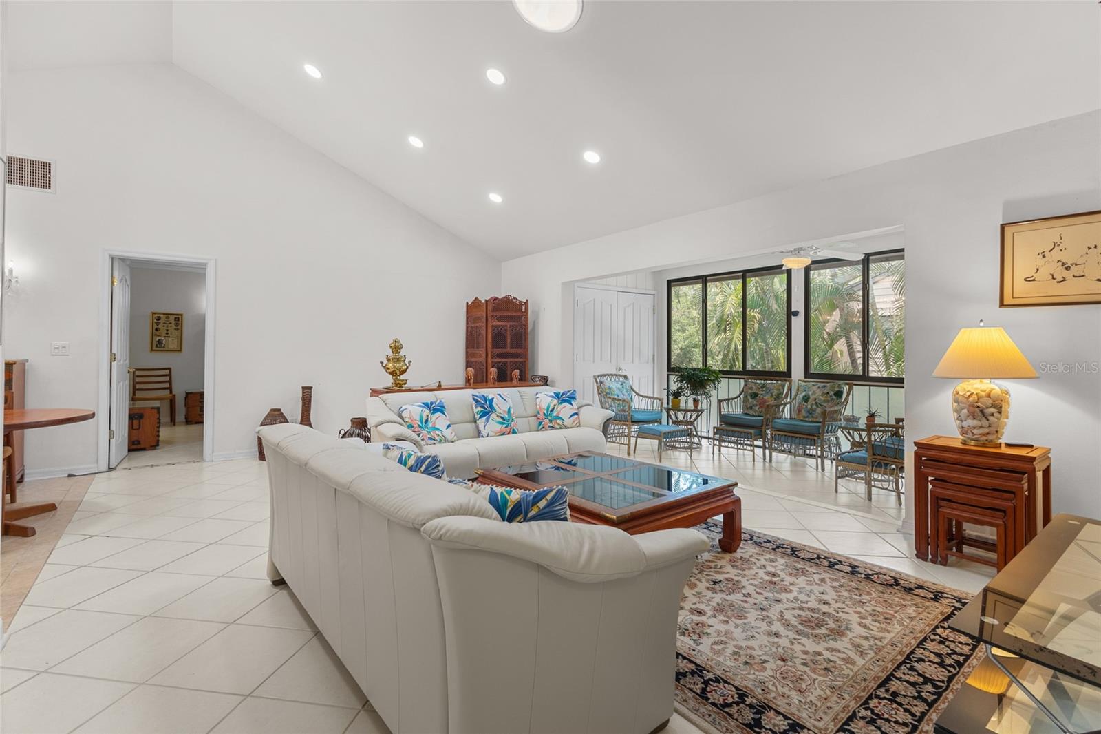 1702 GLENHOUSE DR #410, SARASOTA, FL, 34231