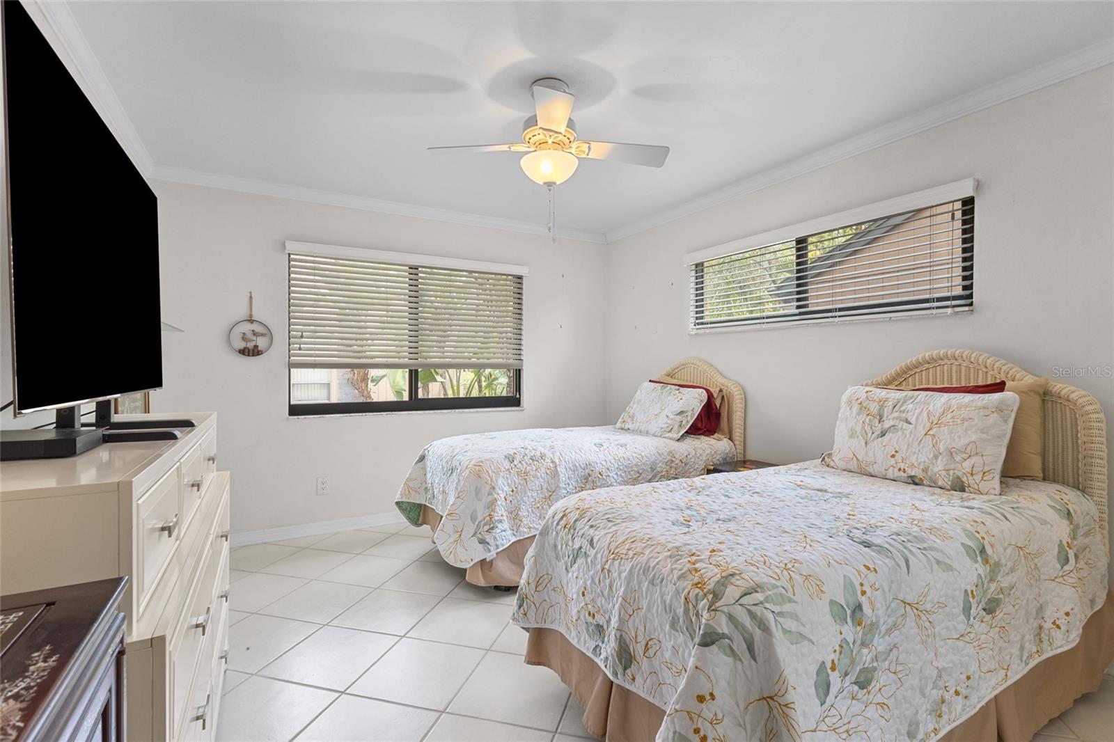 1702 GLENHOUSE DR #410, SARASOTA, FL, 34231