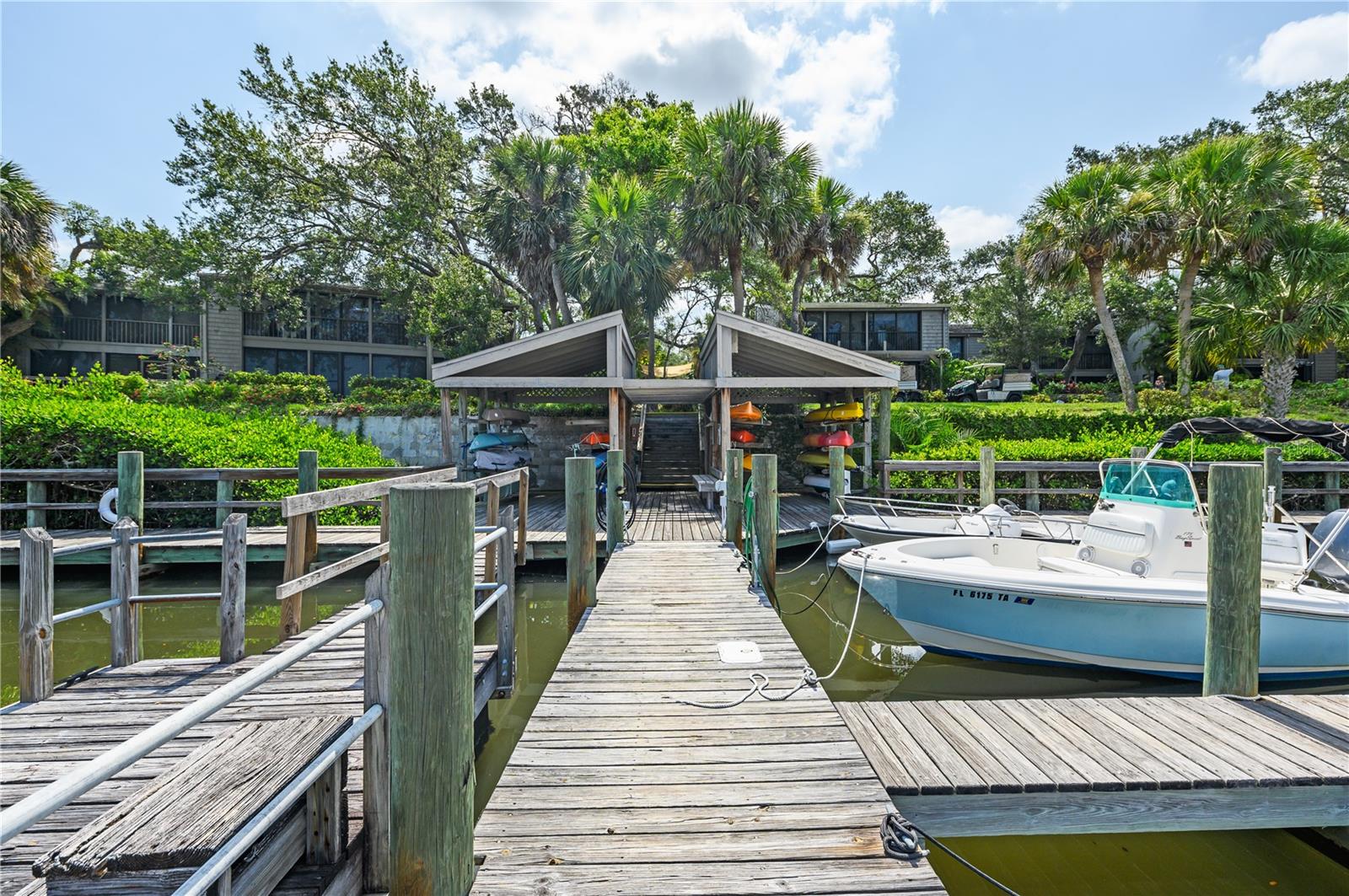 1702 GLENHOUSE DR #410, SARASOTA, FL, 34231