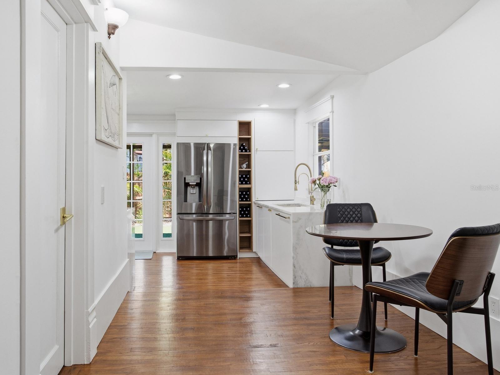 7003 S WEST SHORE BLVD, TAMPA, FL, 33616