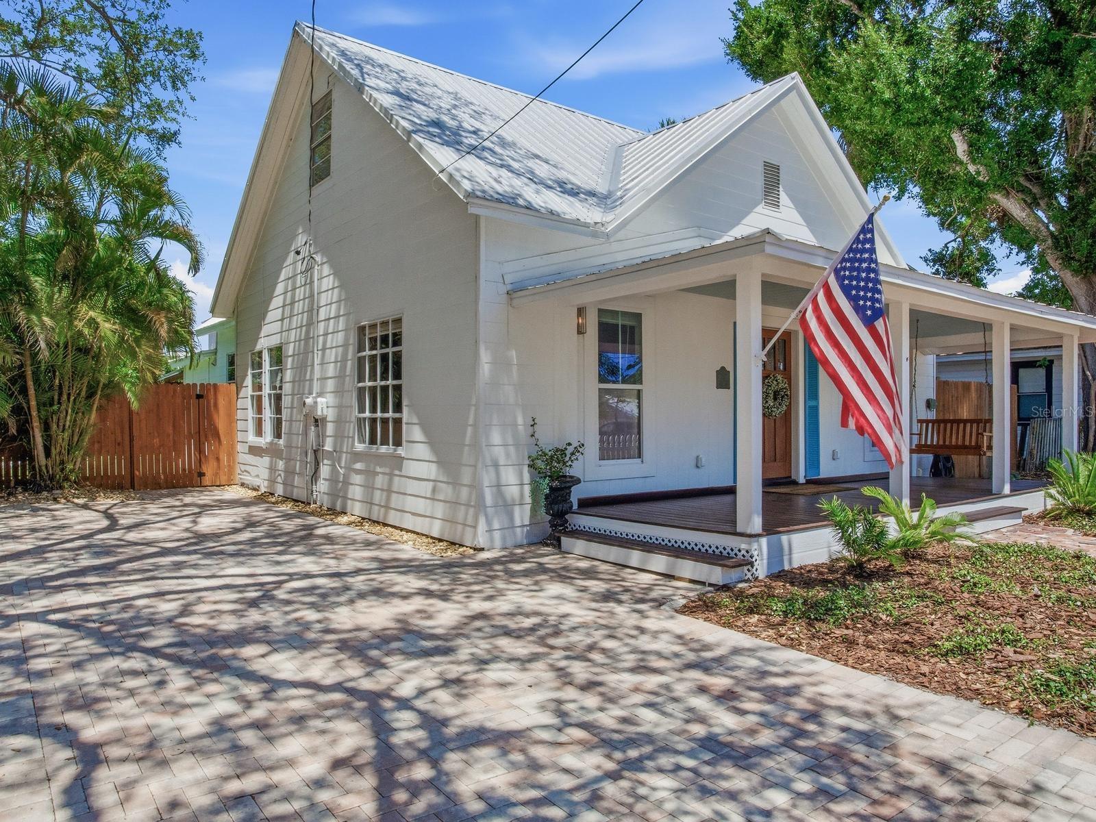 7003 S WEST SHORE BLVD, TAMPA, FL, 33616