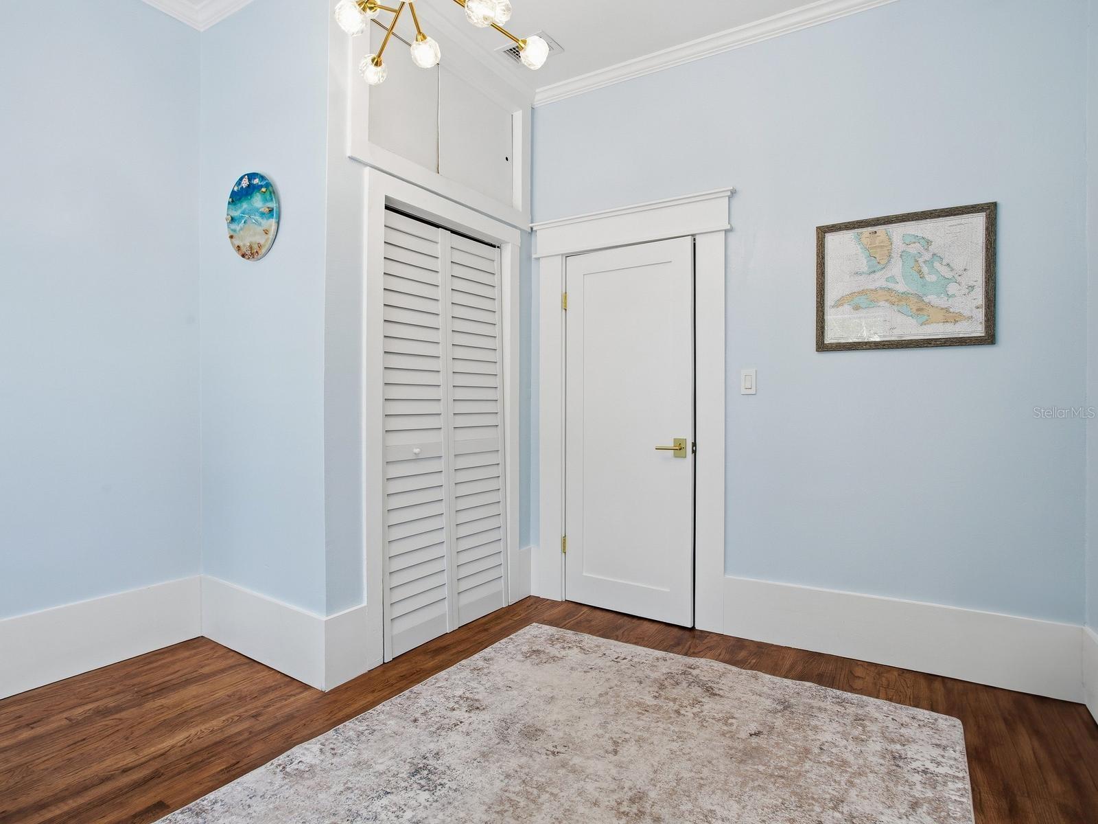 7003 S WEST SHORE BLVD, TAMPA, FL, 33616