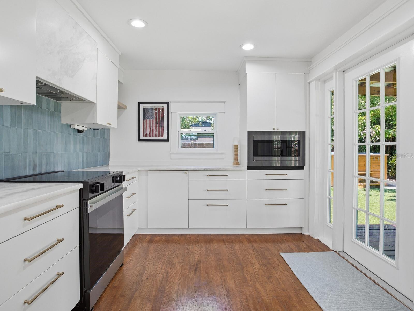 7003 S WEST SHORE BLVD, TAMPA, FL, 33616
