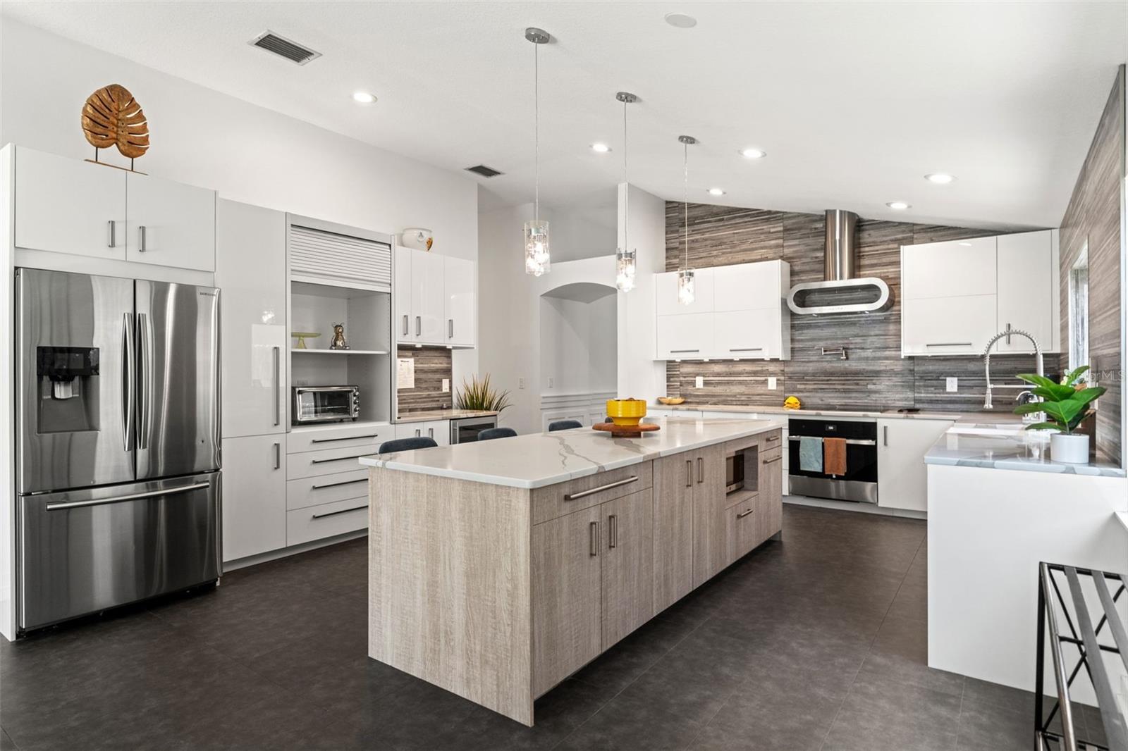 24405 SUMMER WIND CT, LUTZ, FL, 33559