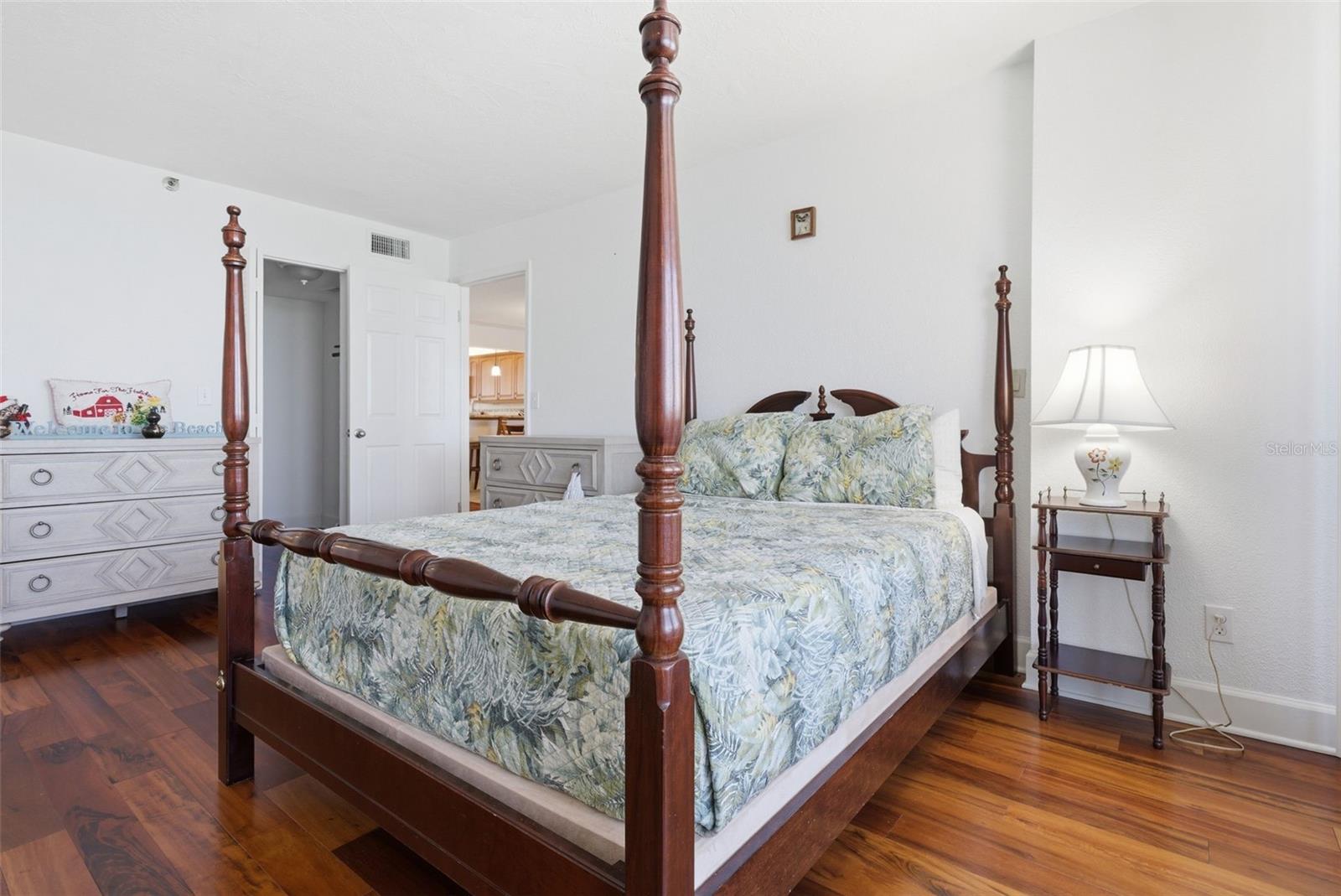 17900 GULF BLVD #12C, REDINGTON SHORES, FL, 33708