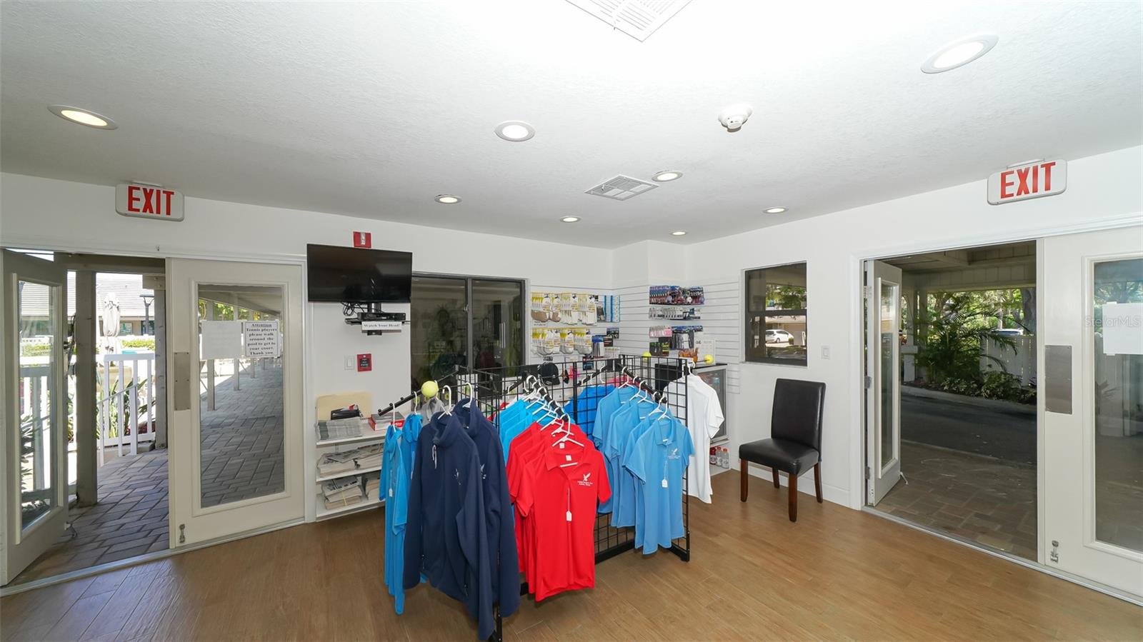 1632 STARLING DR #101, SARASOTA, FL, 34231