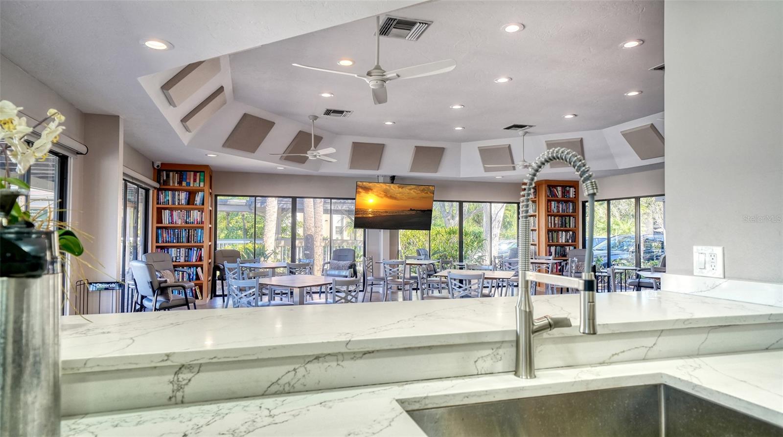 1632 STARLING DR #101, SARASOTA, FL, 34231