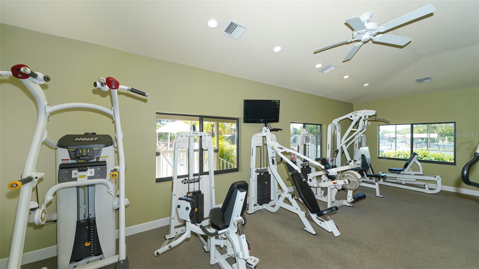 1632 STARLING DR #101, SARASOTA, FL, 34231