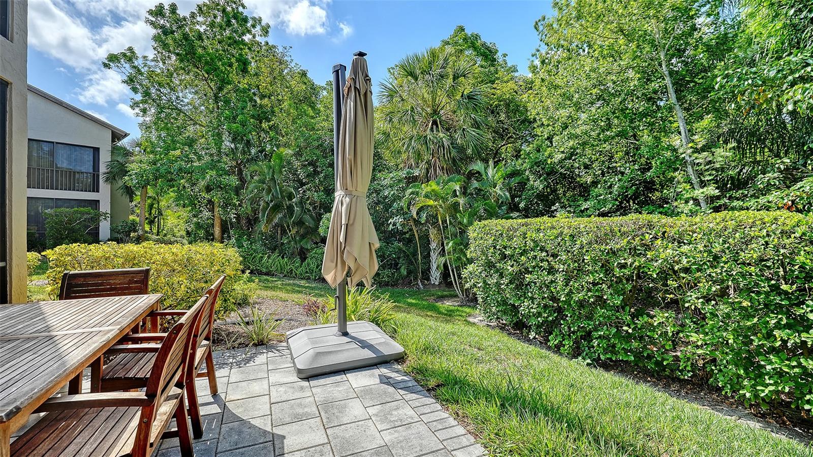 1632 STARLING DR #101, SARASOTA, FL, 34231