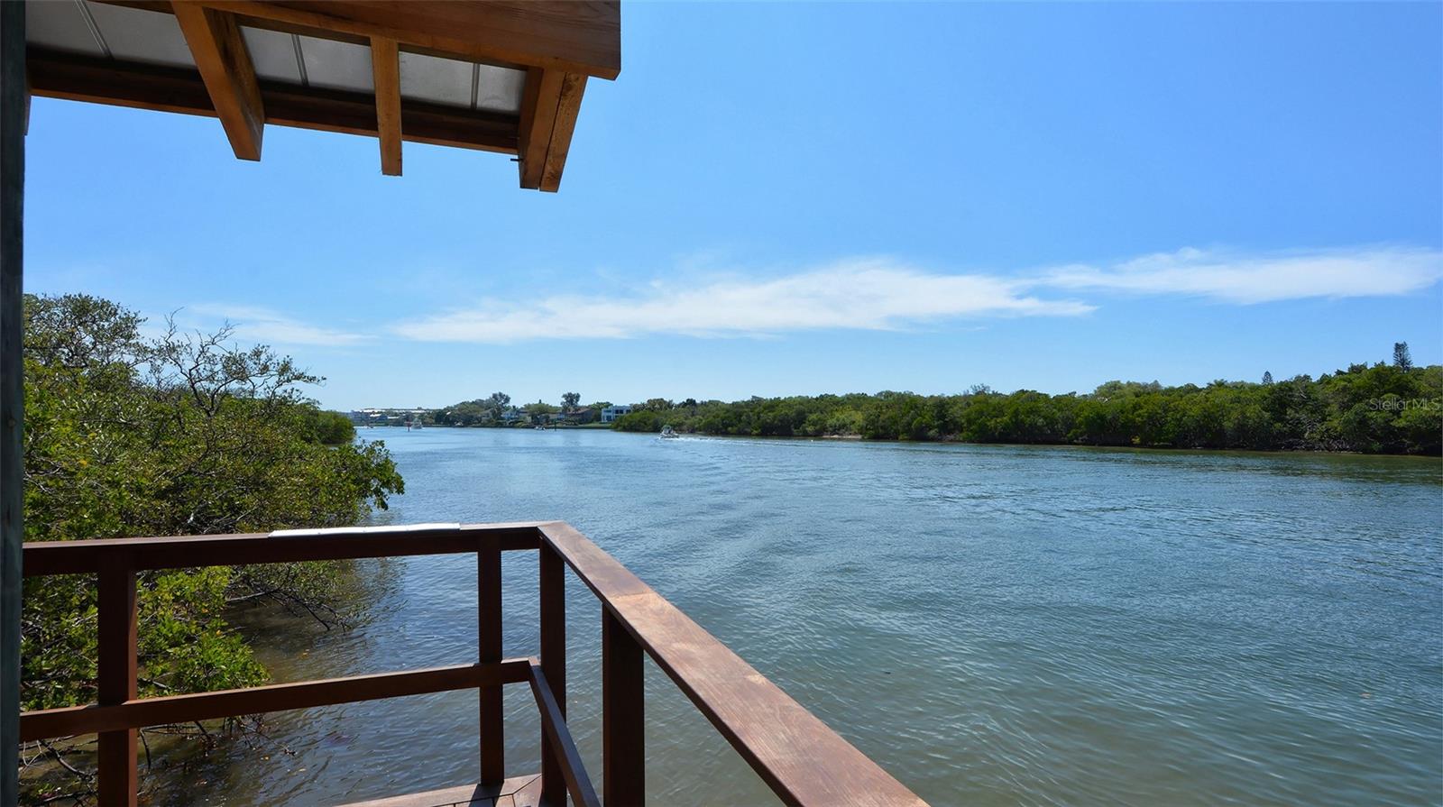 1632 STARLING DR #101, SARASOTA, FL, 34231