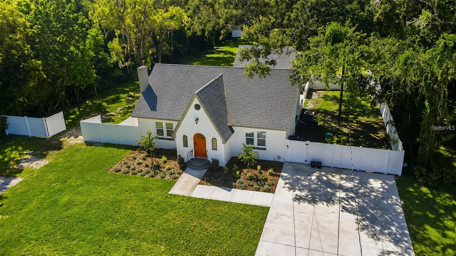 3104 W LAMBRIGHT ST, TAMPA, FL, 33614