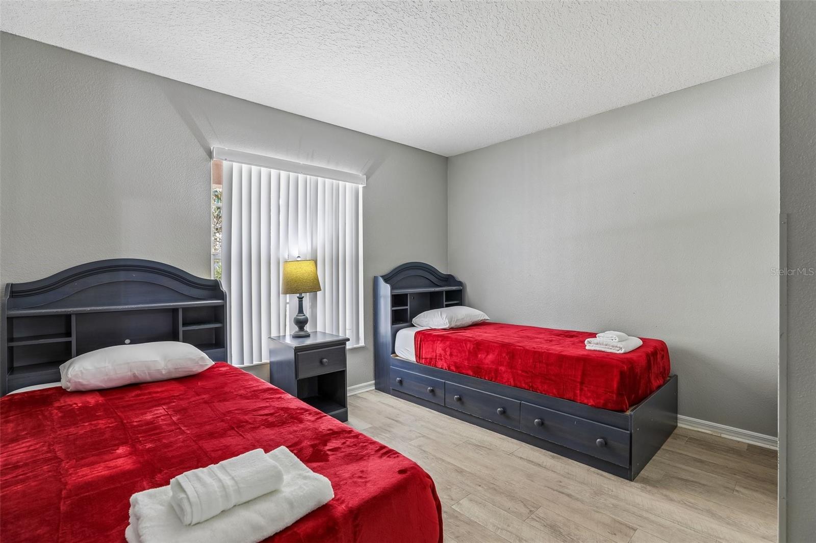 536 PINE CONE DR, DAVENPORT, FL, 33897