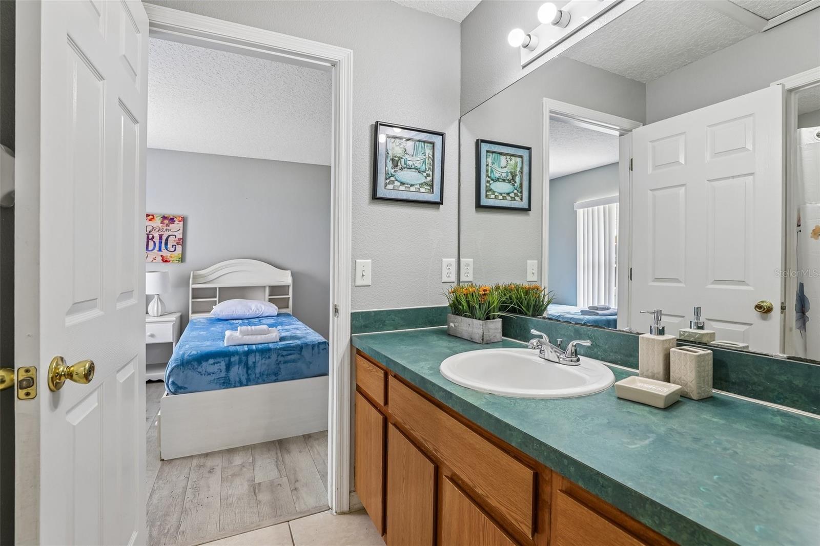 536 PINE CONE DR, DAVENPORT, FL, 33897