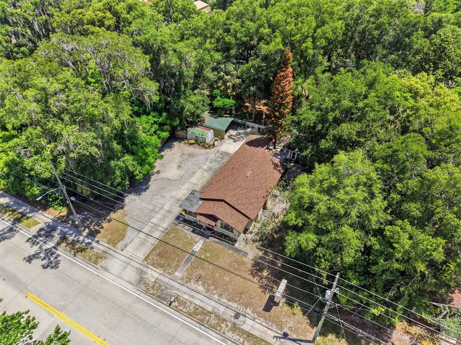 718 E NEW YORK AVE, DELAND, FL, 32724
