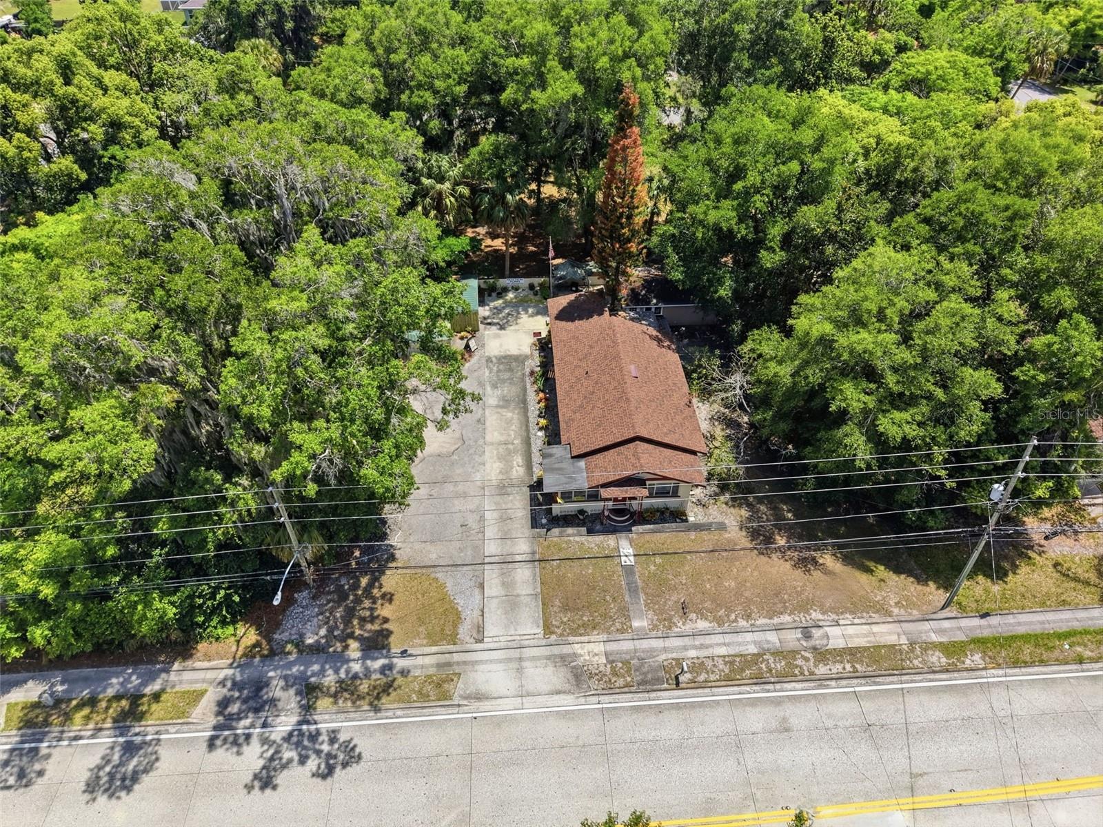 718 E NEW YORK AVE, DELAND, FL, 32724