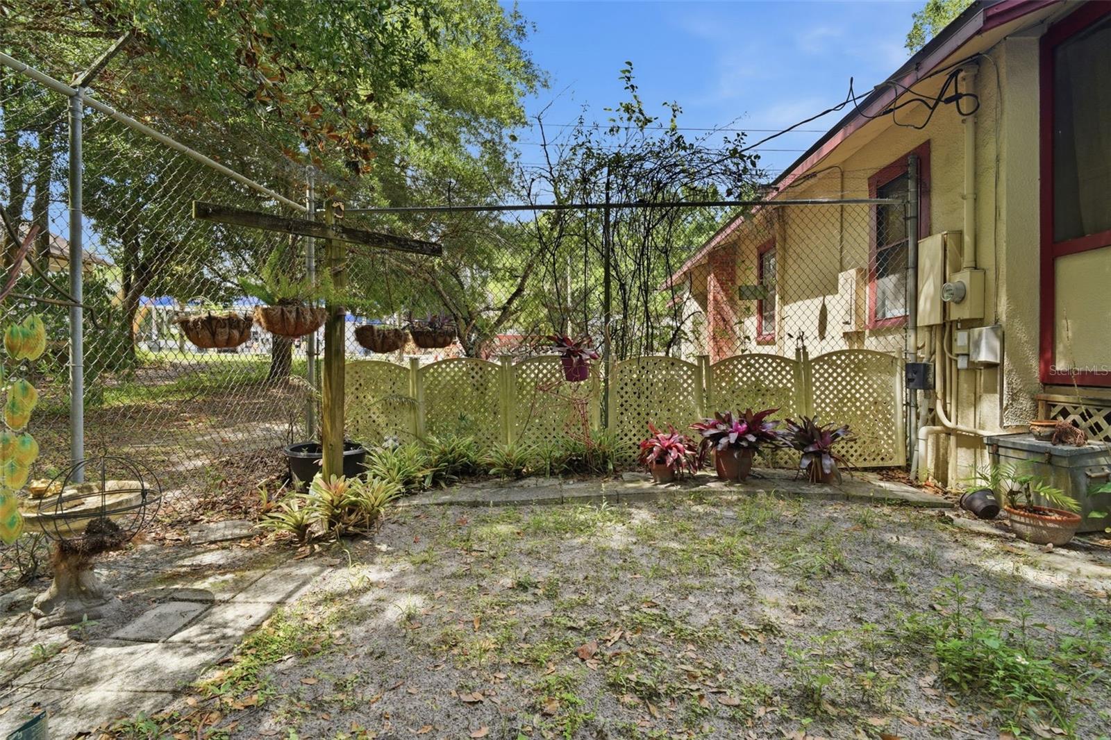 718 E NEW YORK AVE, DELAND, FL, 32724