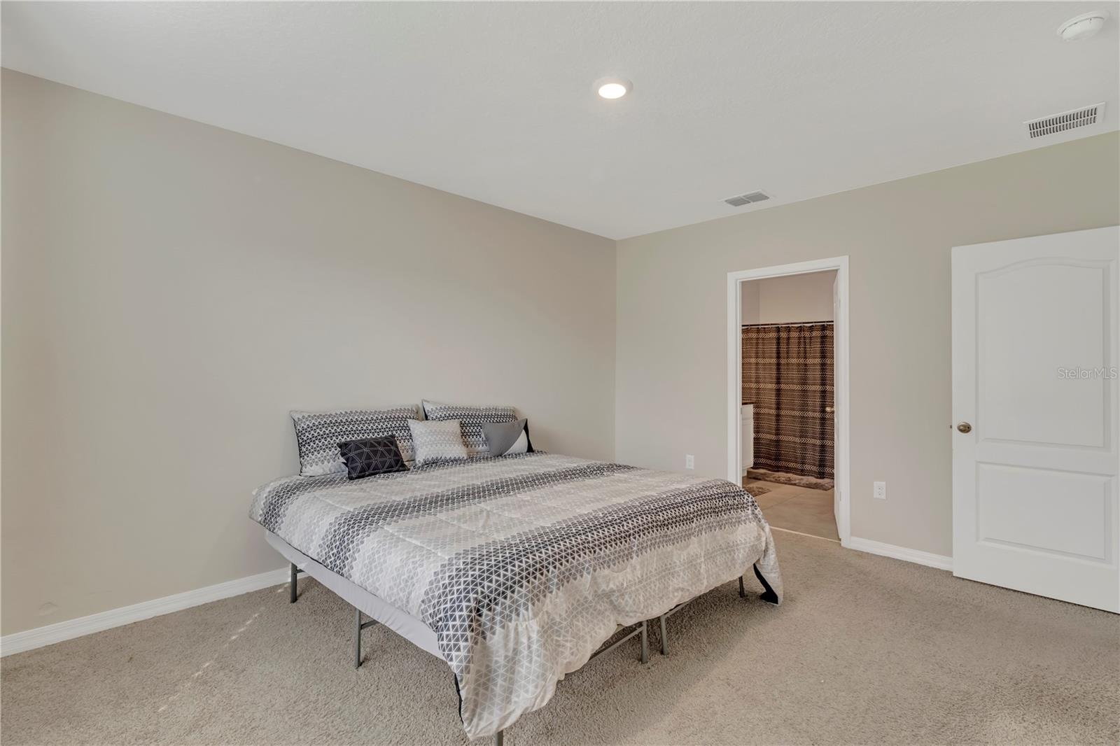 452 NOBLE AVE, DAVENPORT, FL, 33837