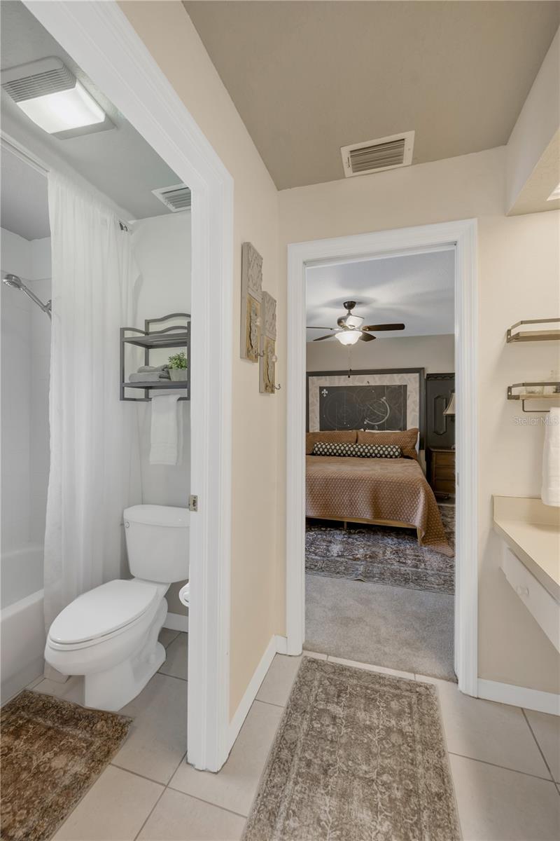 4315 FAIRCOURT DR, VALRICO, FL, 33596