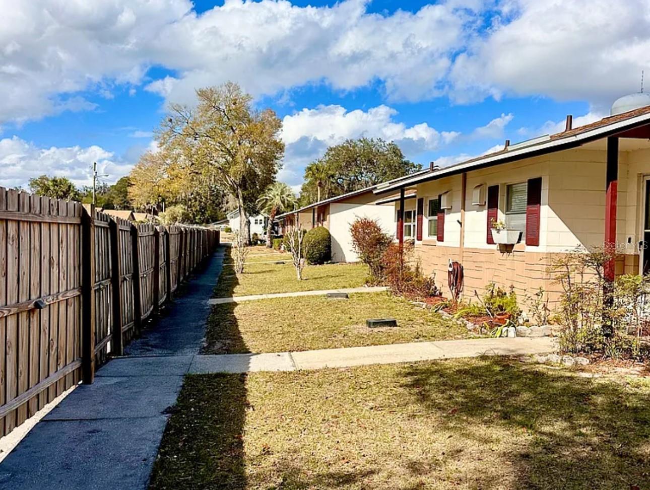 712 E ARIZONA AVE #A, DELAND, FL, 32724