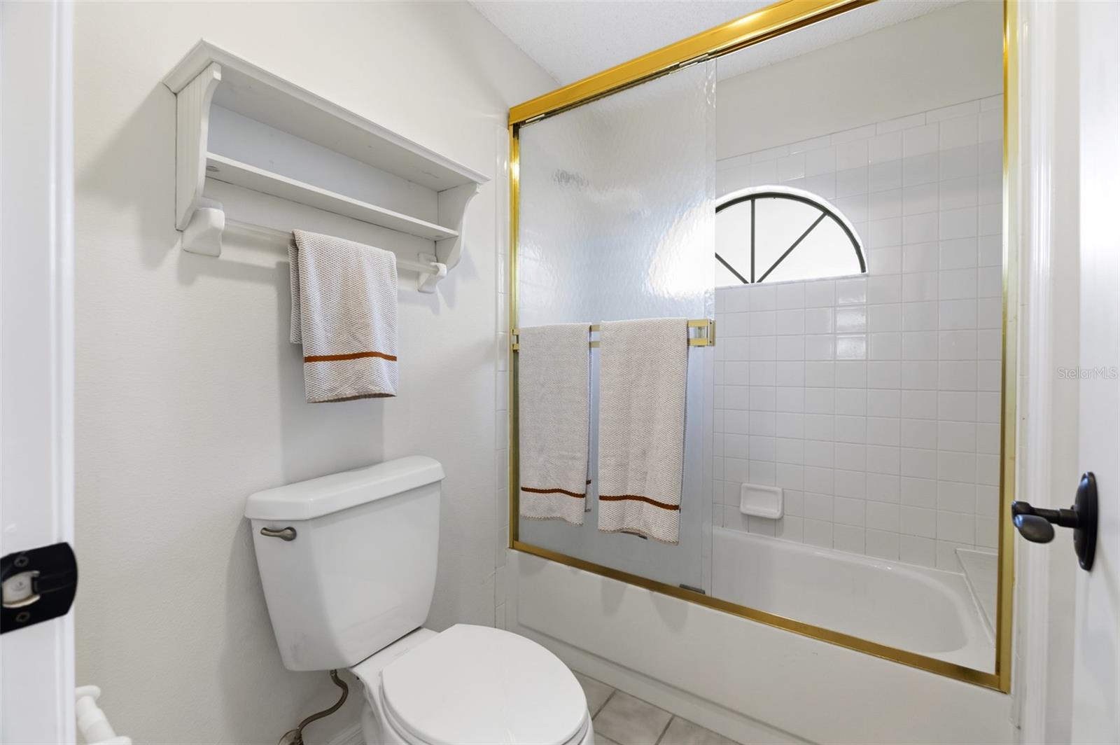 8432 PALM LAKES CT, SARASOTA, FL, 34243