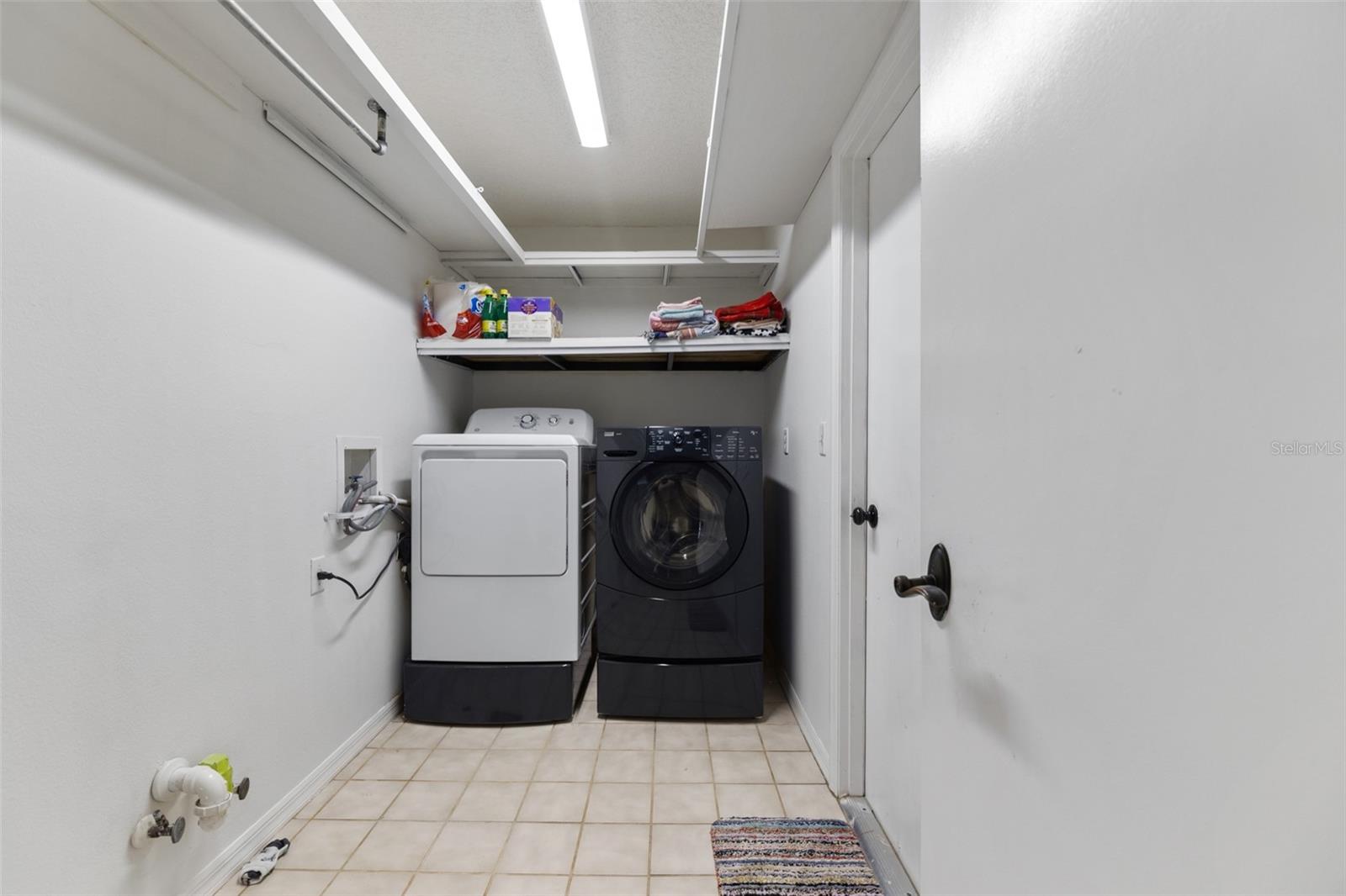 8432 PALM LAKES CT, SARASOTA, FL, 34243