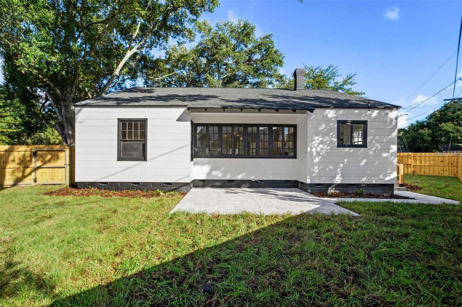 1224 GREENWOOD AVE N, ST PETERSBURG, FL, 33704