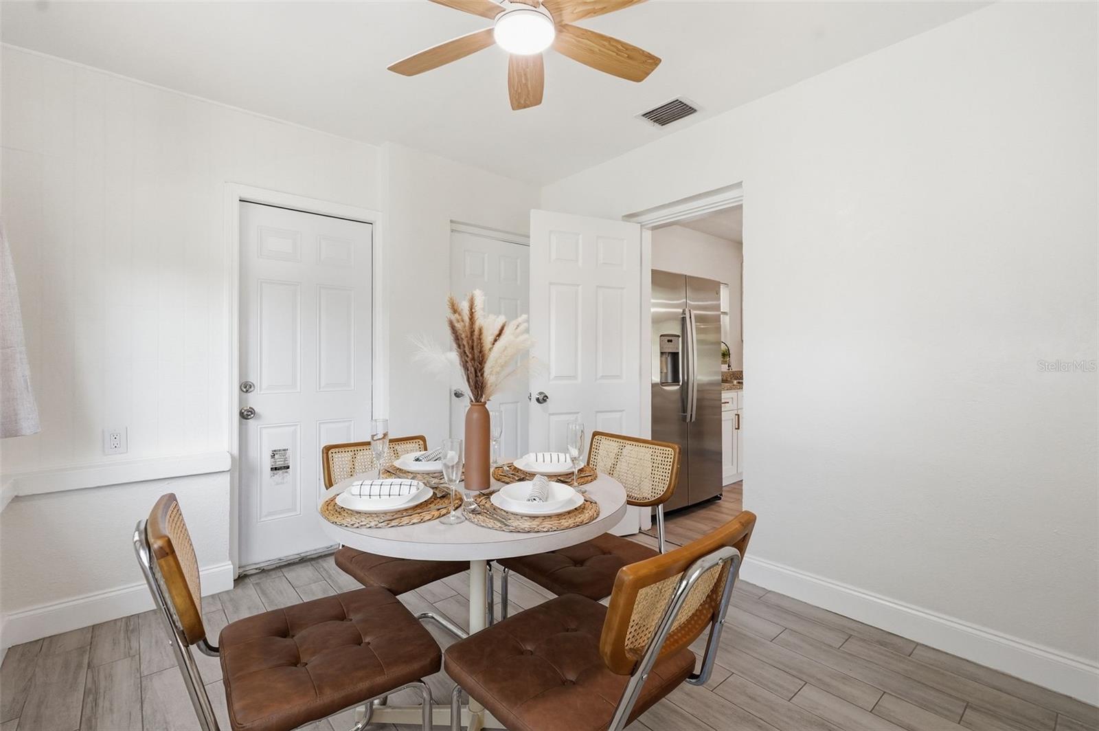 2855 VALENCIA WAY S, ST PETERSBURG, FL, 33705