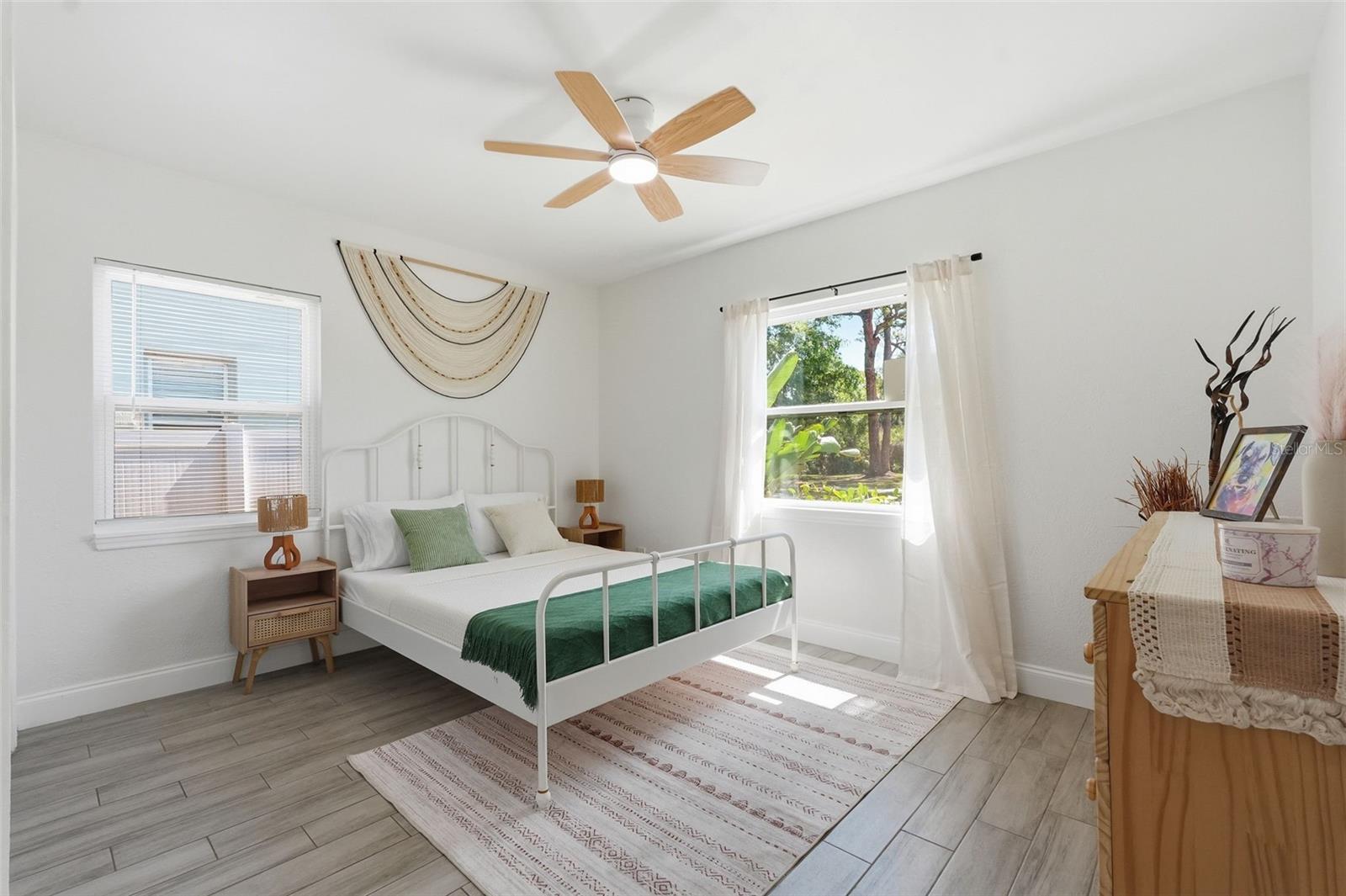 2855 VALENCIA WAY S, ST PETERSBURG, FL, 33705