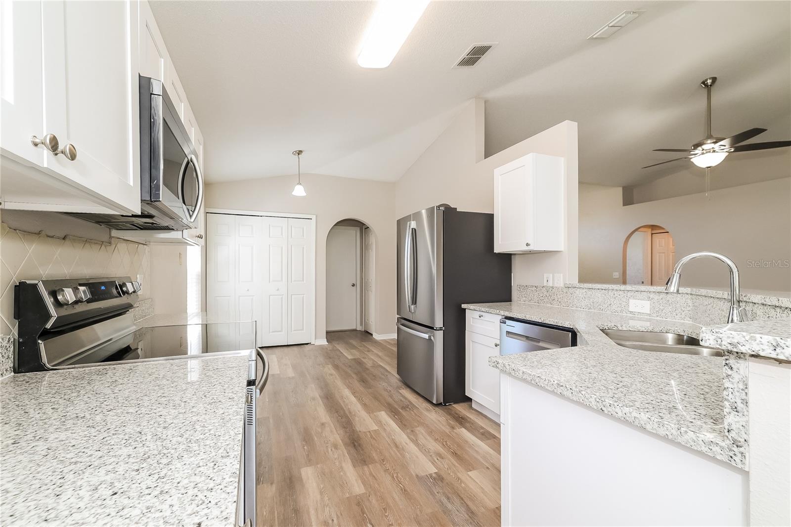 416 ELGIN BLVD, DAVENPORT, FL, 33897