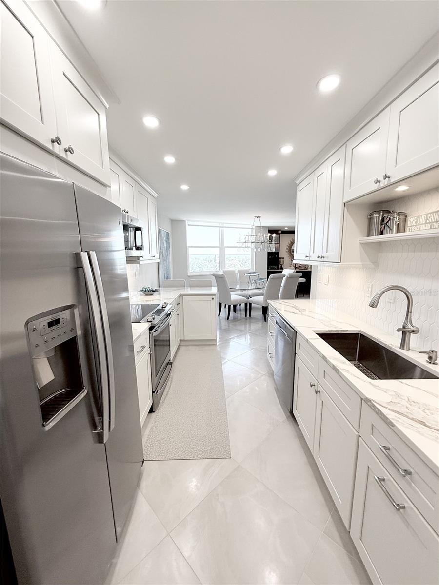 1050 LONGBOAT CLUB RD #803, LONGBOAT KEY, FL, 34228