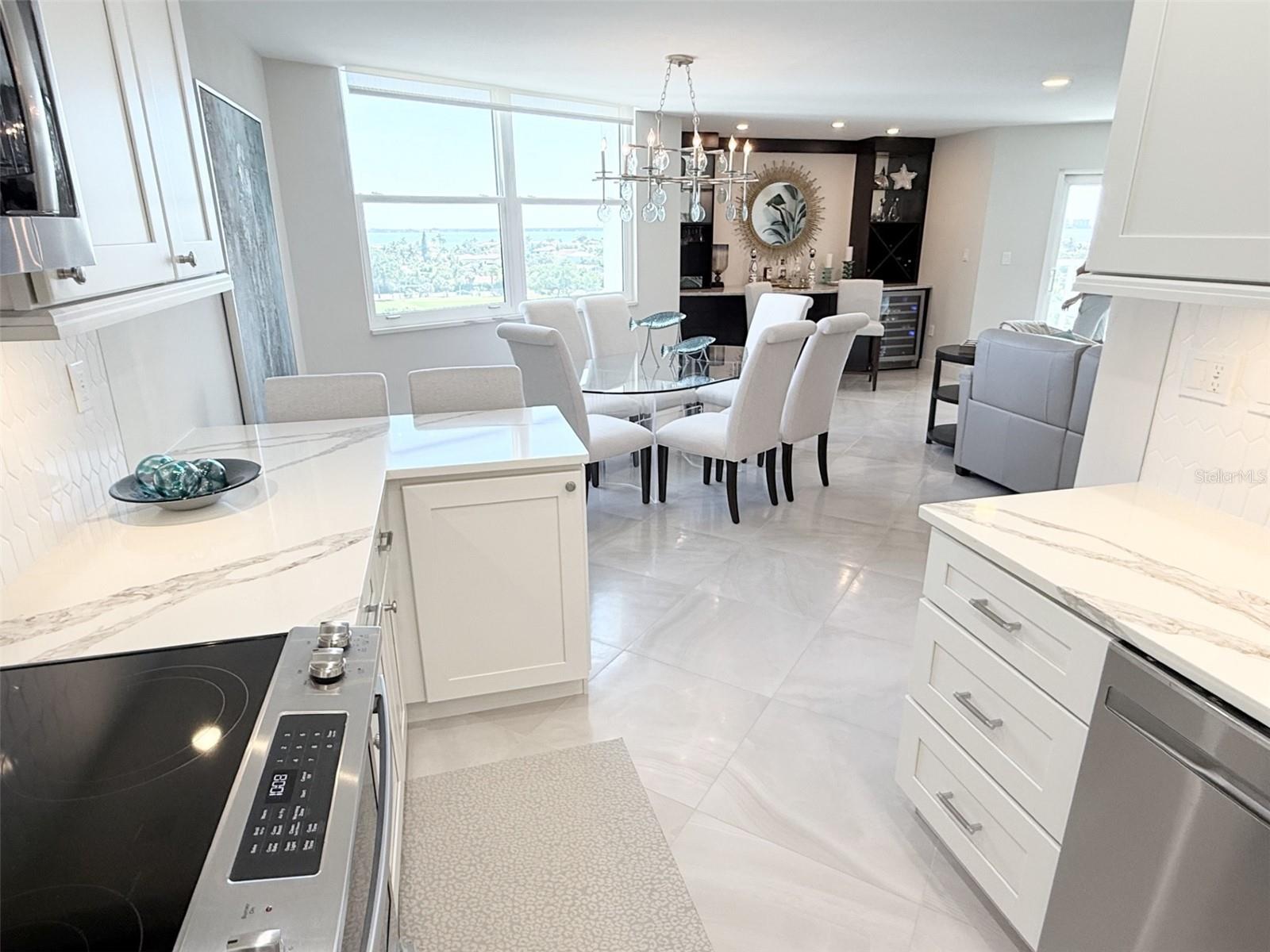 1050 LONGBOAT CLUB RD #803, LONGBOAT KEY, FL, 34228