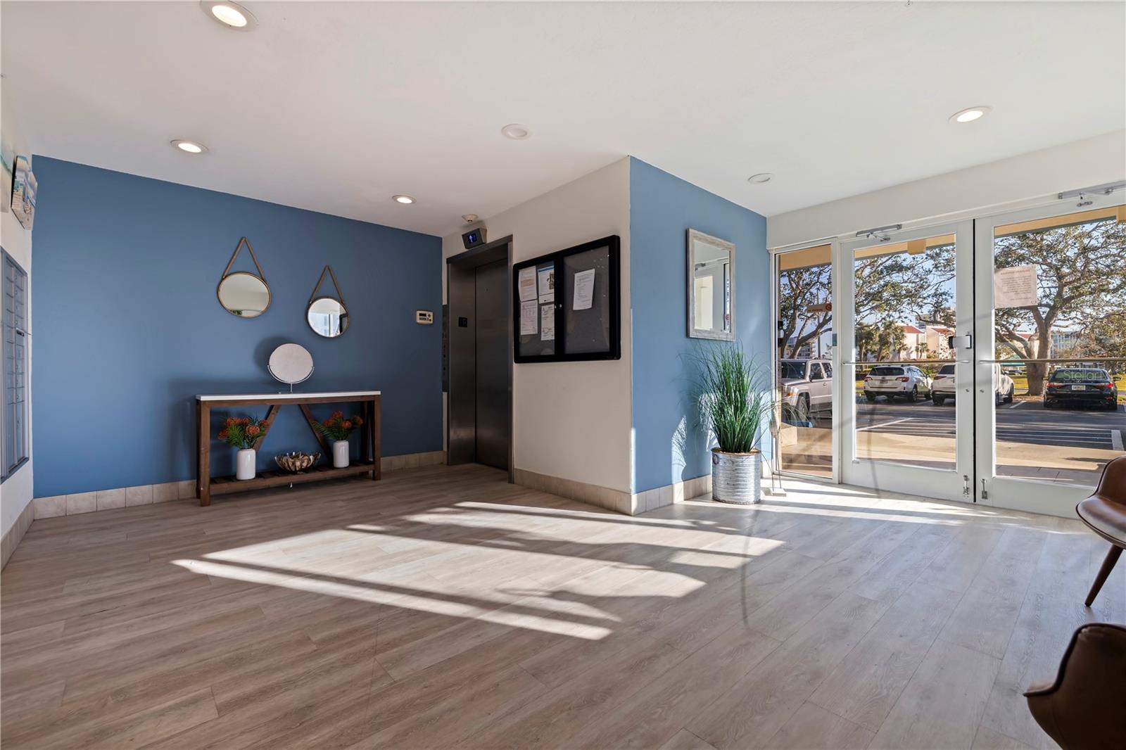 7902 SAILBOAT KEY BLVD S #206, SOUTH PASADENA, FL, 33707