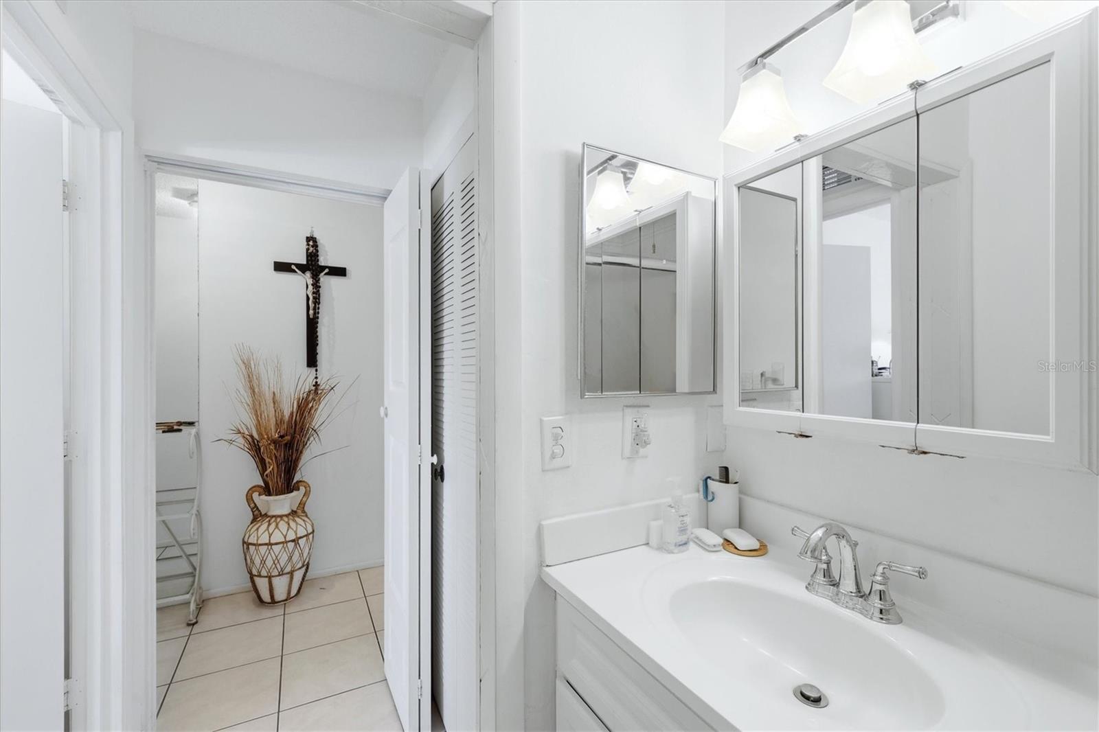 390 301 BLVD W #27B, BRADENTON, FL, 34205